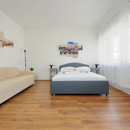 Zucchi Rooms Róma Kültér fotó
