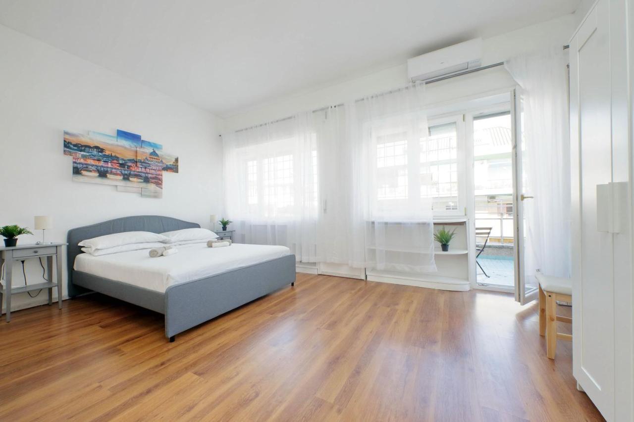 Zucchi Rooms Róma Kültér fotó
